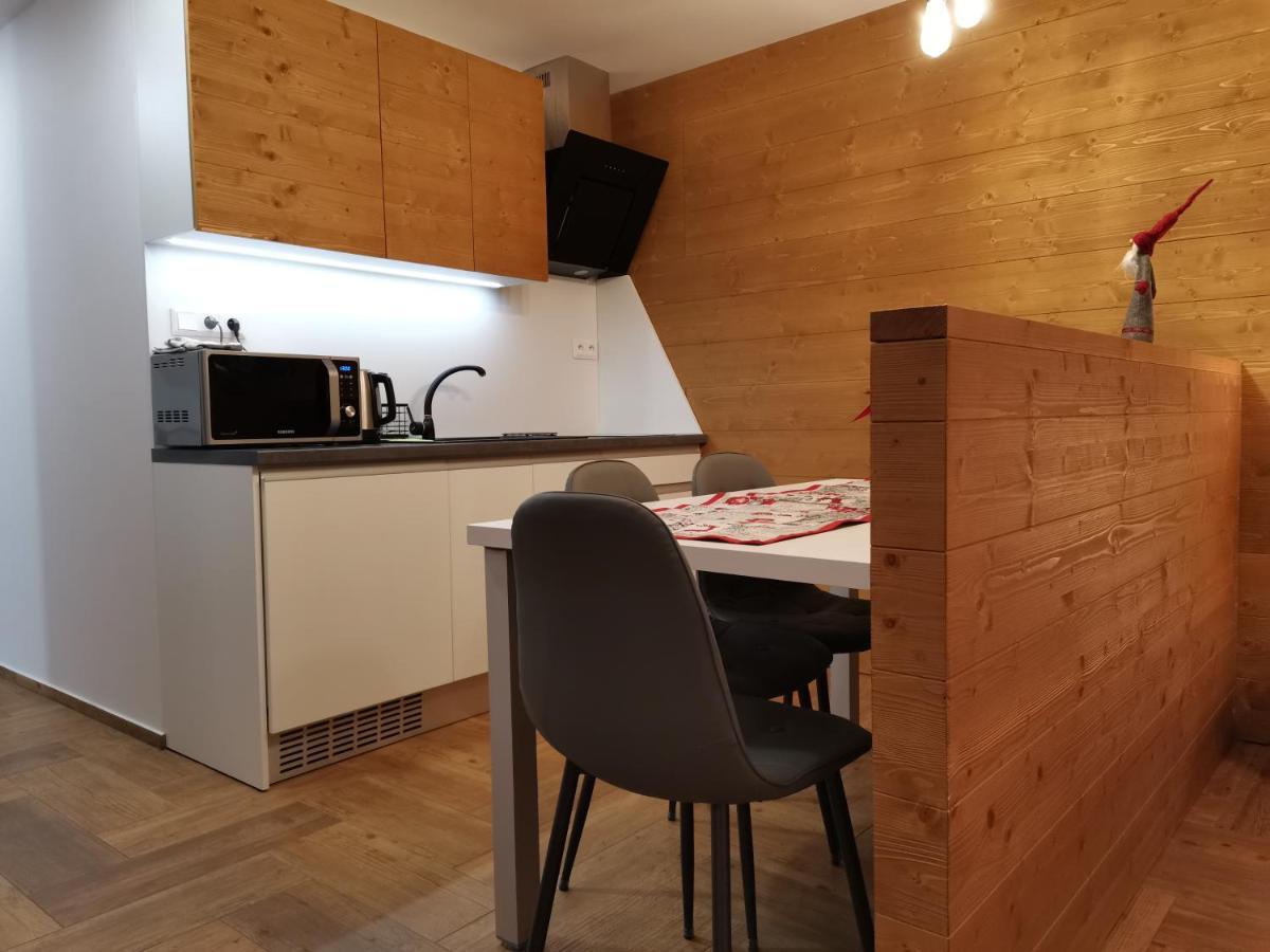 Pod Slavkacom - Vysoke Tatry Apartment